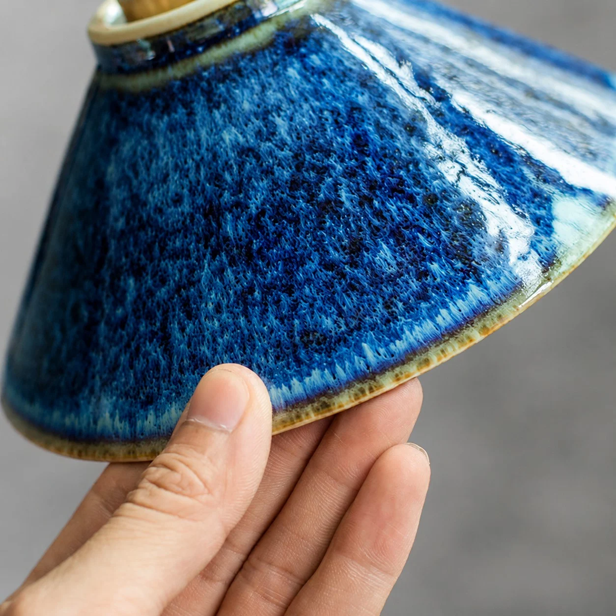Bordo in ceramica tattile